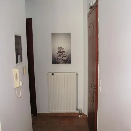 A L'aise Apartment Apolpaina